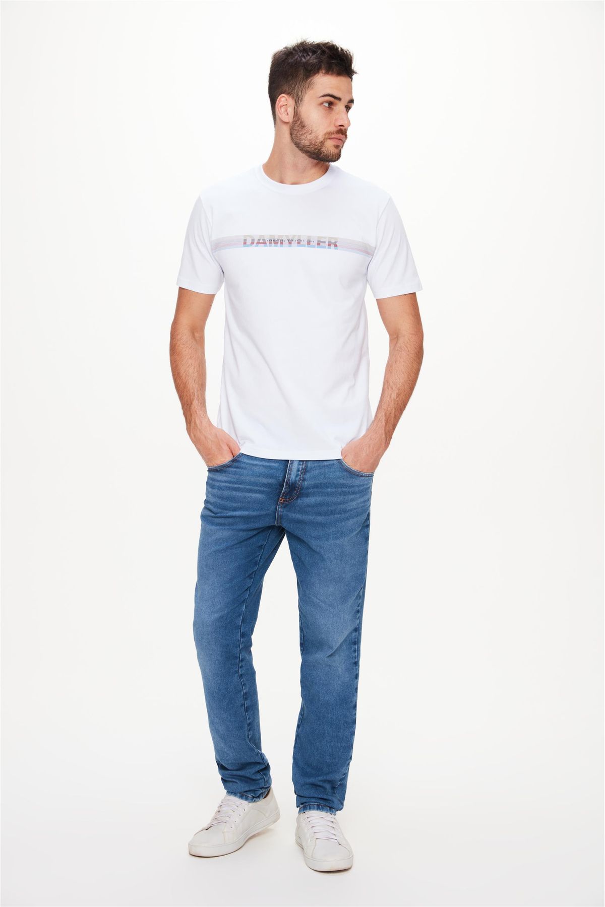 Camiseta-com-Lettering-Marca-Look--