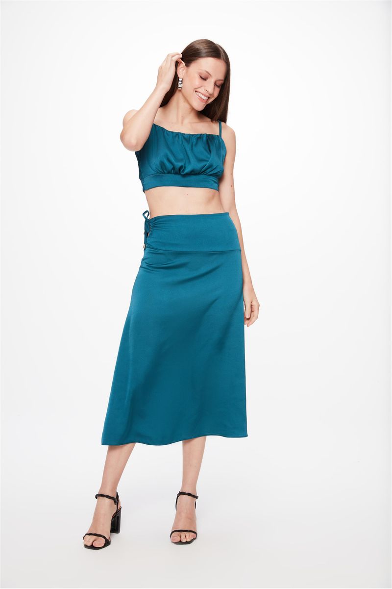 Top-Cropped-com-Franzido-e-Lastex-Look--
