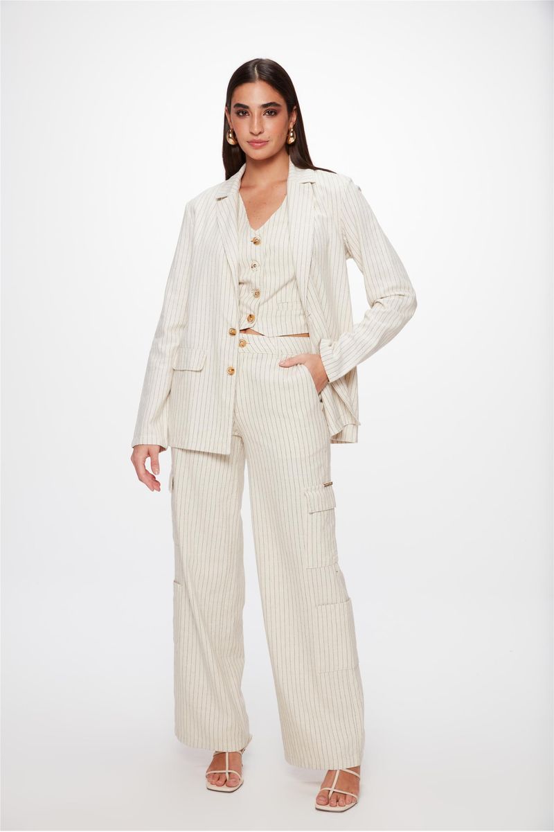 Blazer-em-Risca-de-Giz-com-botoes-Look--