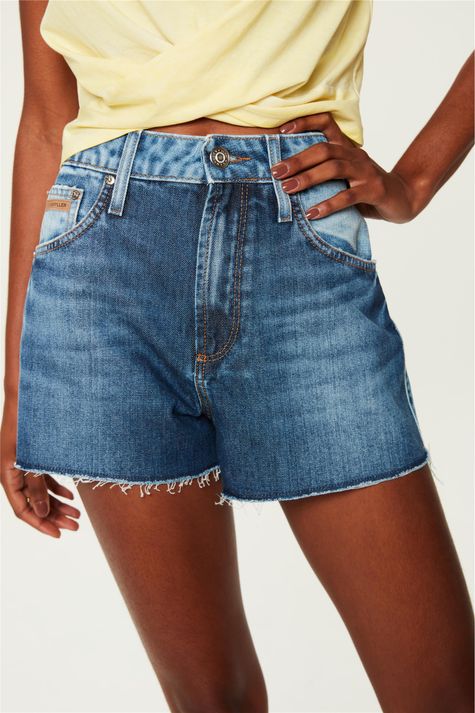 Short-Jeans-Cintura-Alta-com-Marcacoes-Detalhe--