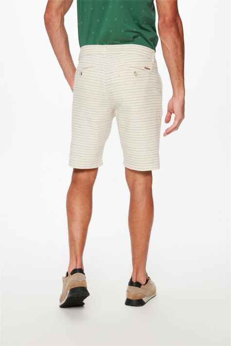 Bermuda-Chino-Listrada-C25-Masculina-Detalhe--