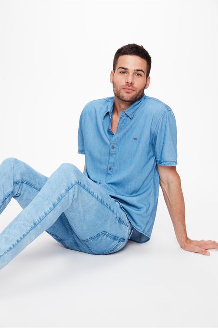 Camisa-Jeans-Manga-Curta-Azul-Medio-Frente--
