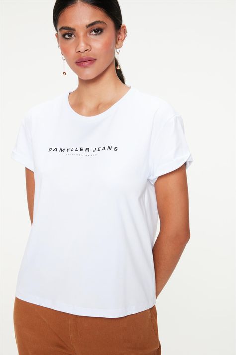 Camiseta-Estampa-de-Lettering-Feminina-Frente--