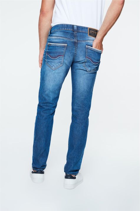 Calca-Jeans-Escura-Skinny-com-Bigodes-Costas--